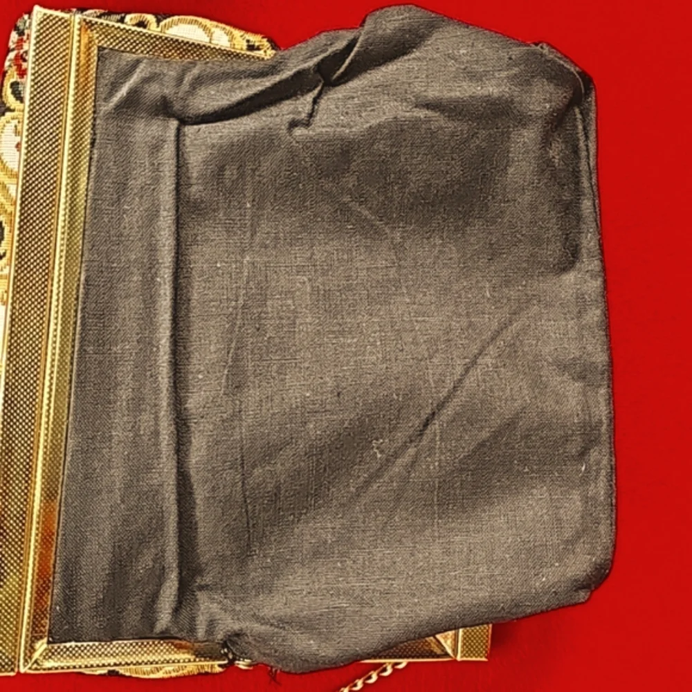 Clutch & Coin Purse - Picture 10 of 16